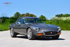 Jaguar E-Type V12 wire wheels