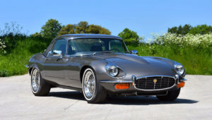 Jaguar E-Type V12 wire wheels