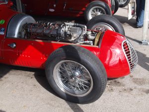 Maserati 4CLT wire wheels