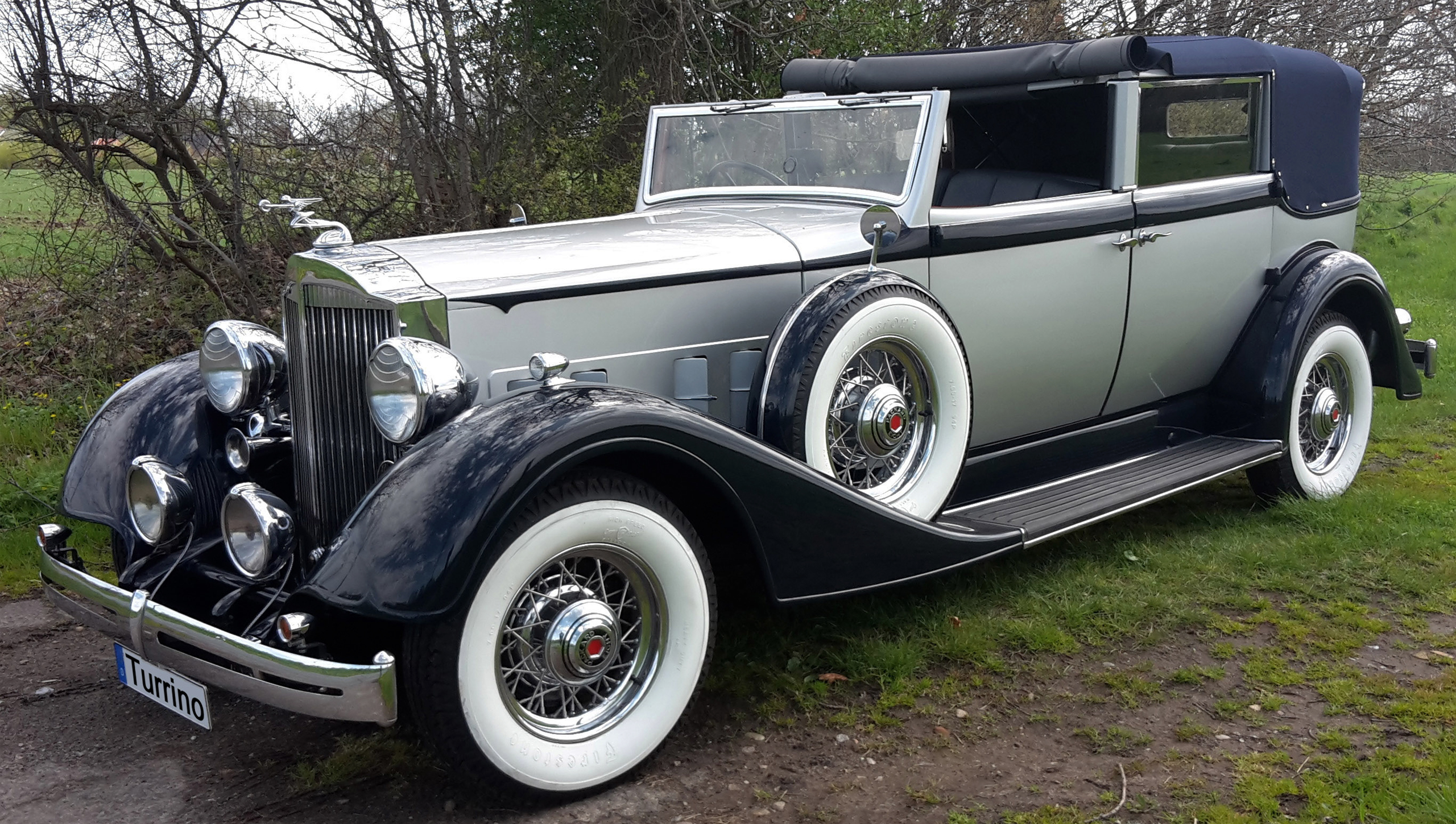 Packard Eight wheels