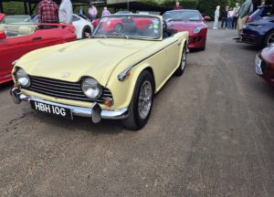 Triumph TR5 6x15 alloy rim wheels with stainless centres and spokes